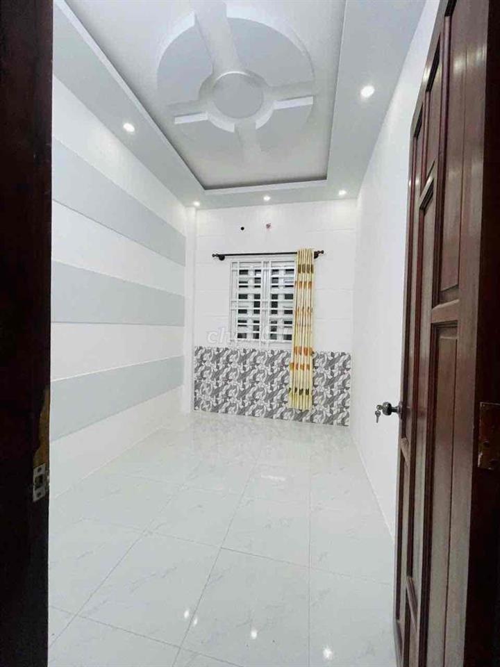 Bán nhà trệt lầu hẻm 6 đường Trần Vĩnh Kiết