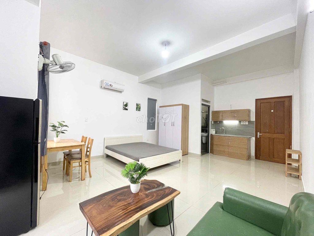 Full nội thất: ML-Tủ Lạnh- Kệ Bếp- Giường Nệm- Tắm Nóng Lạnh- M.giat r