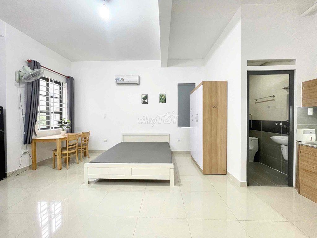 Full nội thất: ML-Tủ Lạnh- Kệ Bếp- Giường Nệm- Tắm Nóng Lạnh- M.giat r