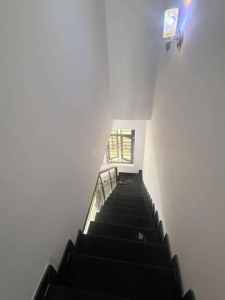 Bán nhà sổ hồng riêng