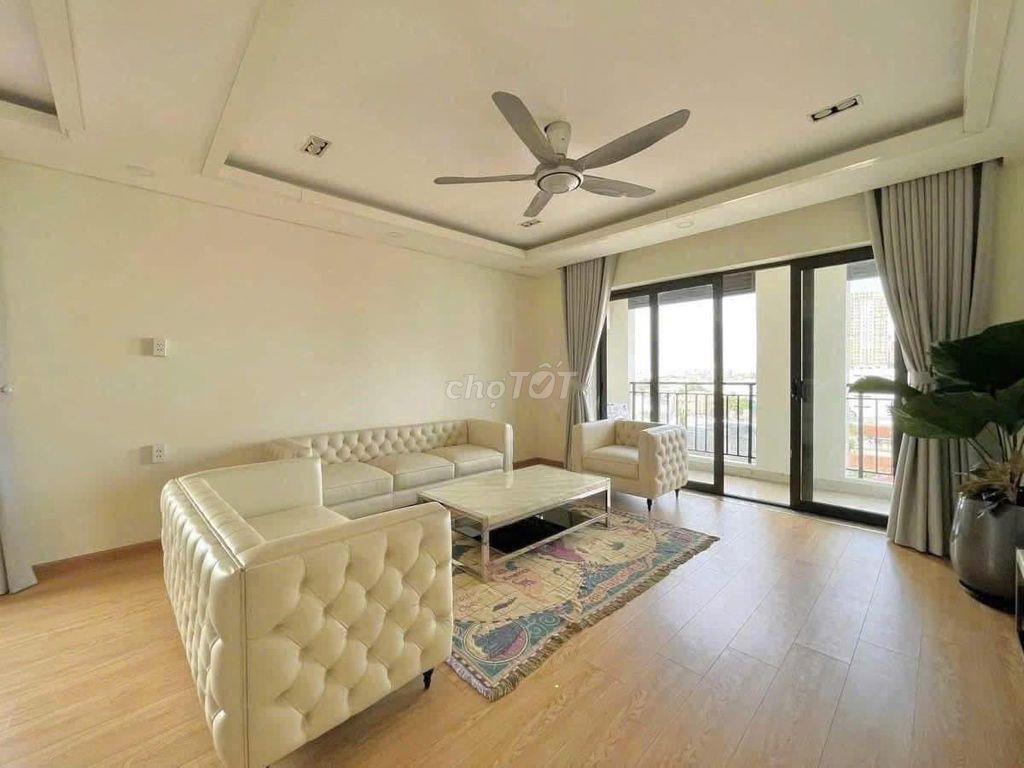 Chung cư Satra-Phan Đăng Lưu- Penhouse 200m2, 4p ngủ, giá 50tr/tháng