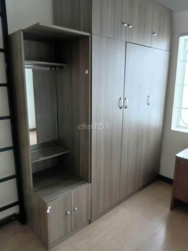 Cho thuê nhà trung tâm Quận 10