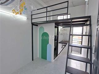 phòng  mới  xây 100%