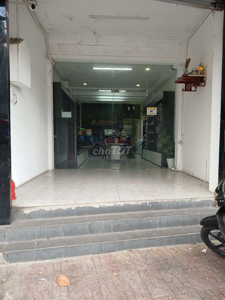 MT 483 hồng bàng phường 14 q.5 cần cho thuê