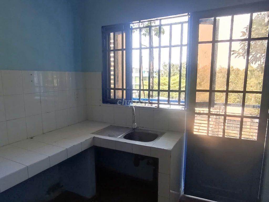 CHO THUÊ CĂN HỘ CHUNG CƯ 65,77M2, 2PN 1WC, GIÁ 5.5 TRIỆU/THÁNG TẠI Q8