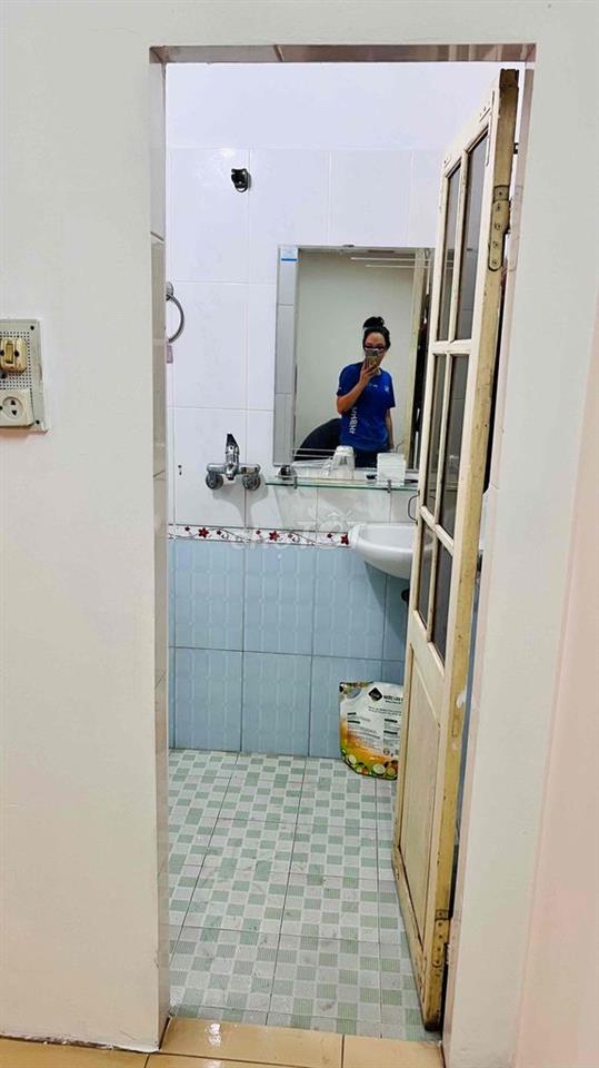 cần cho thuê nhà cấp 4 ở Hoàng Tăng Bí - Hà Nội