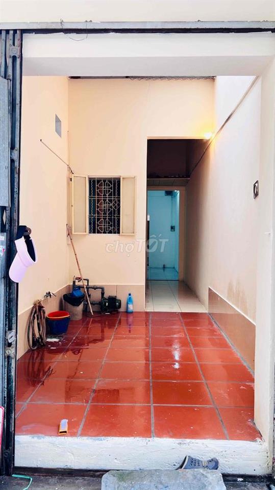 cần cho thuê nhà cấp 4 ở Hoàng Tăng Bí - Hà Nội