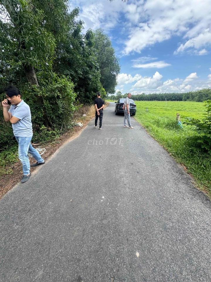 Đất mặt tiền giá rẽ