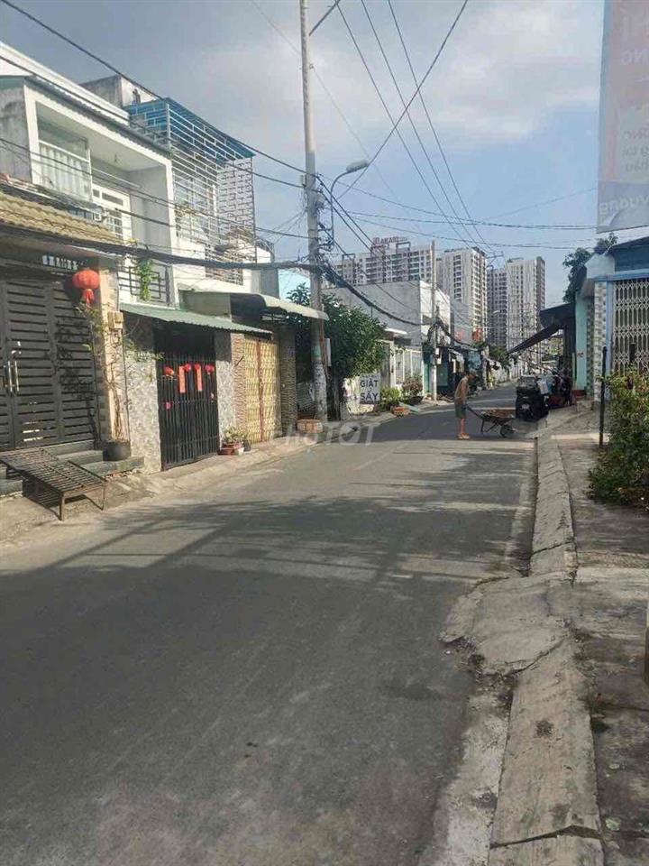 Bán nhà Lê tấn bê