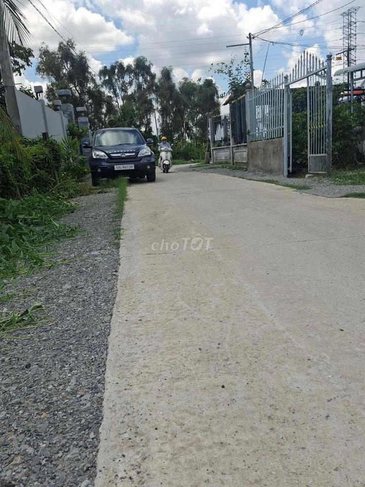 Chính chủ bán đất Nhựt Chánh Bến Lức full thổ 15x 29m giá chỉ hơn 3 ty