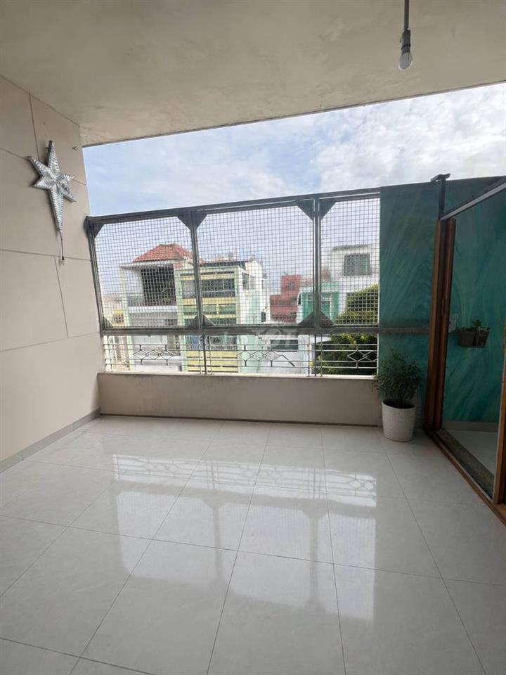 Chính chủ bán căn hộ 2 tầng Quận 5, DTSD 99,87m² – sổ riêng