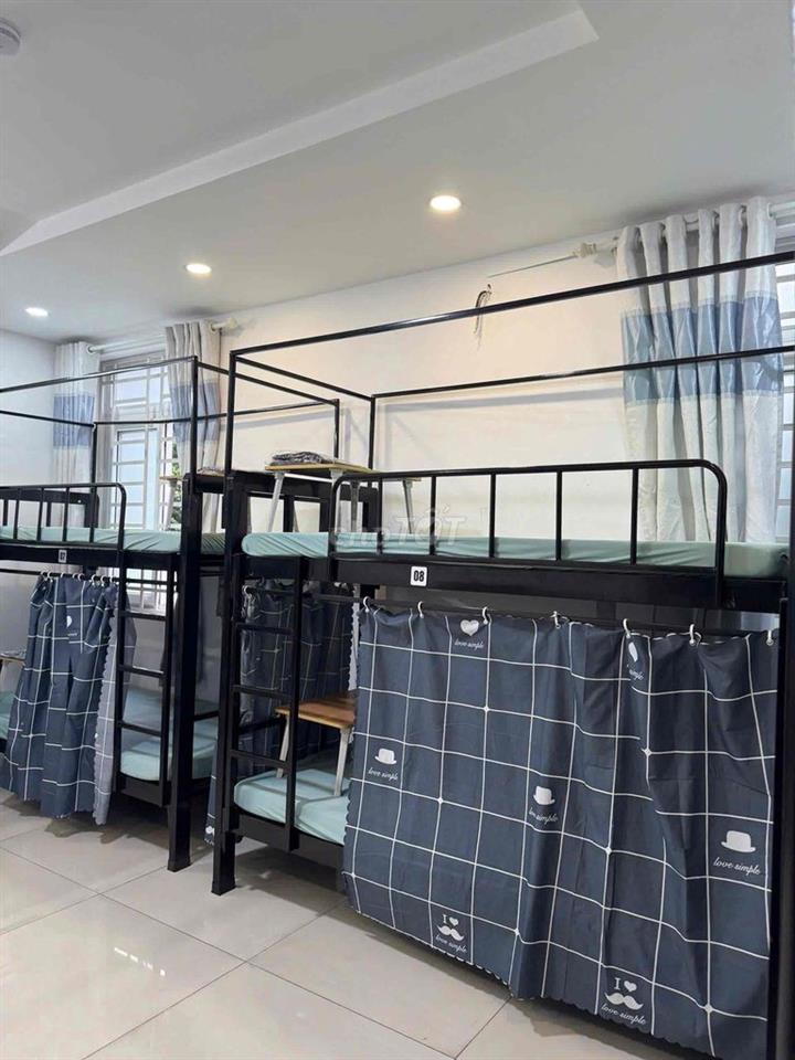 KTX FULL NỘI THẤT GẦN ĐH NGÂN HÀNG, SPKT, CĐ CÔNG NGHỆ