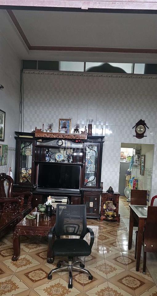 cần bán nhà đang ở