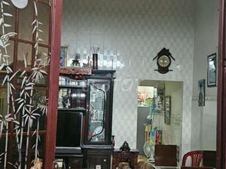 cần bán nhà đang ở