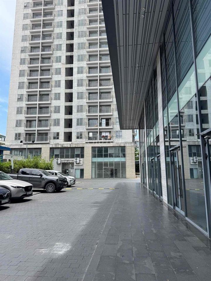 CHO THUÊ MẶT BẰNG RIVERA PARK 135m2