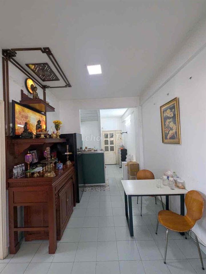 cần bán gấp căn hộ chung cư Phạm Viết Chánh Bình Thạnh