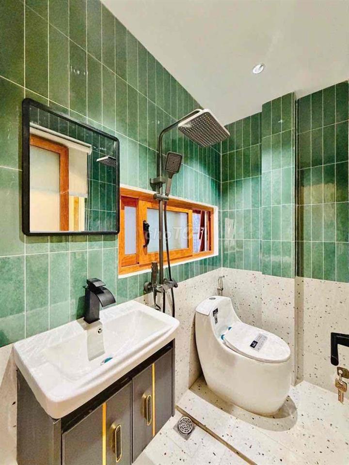 BÁN NHÀ GÒ VẤP - CÓ HỒ BƠI -  4PN - 4NVS - Diện tích 71.9M2