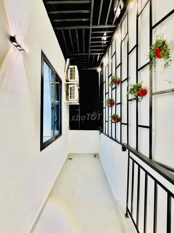 NHÀ ĐẸP NGAY ĐẦU KHU PHAN XÍCH LONG - 15M RA HẺM XE HƠI