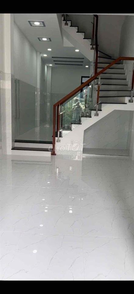 cần bán nhà