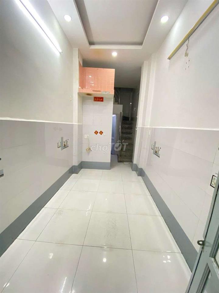 Cho thuê nhà nguyên căn Phạm Thế Hiển P4 Quận 8