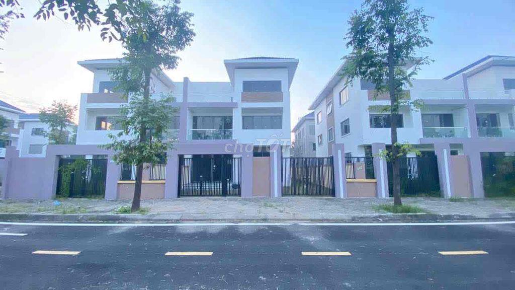 cho thuê mặt sàn 150m làm phòng tập, văn phòng giá tốt
