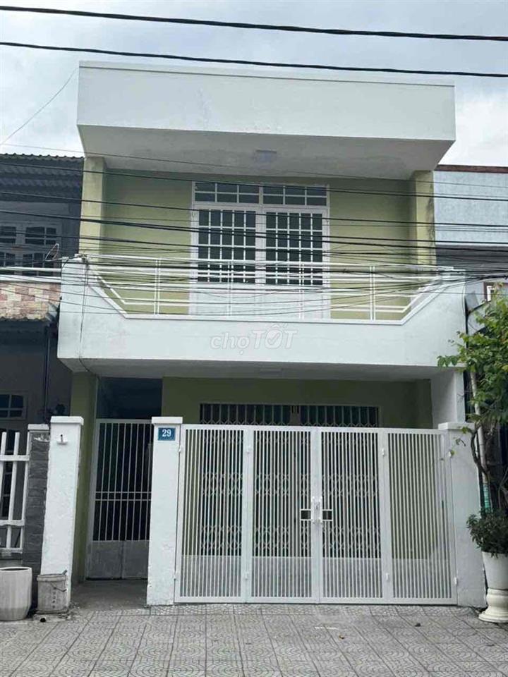 Bán nhà đường Nguyễn Trung Ngạn