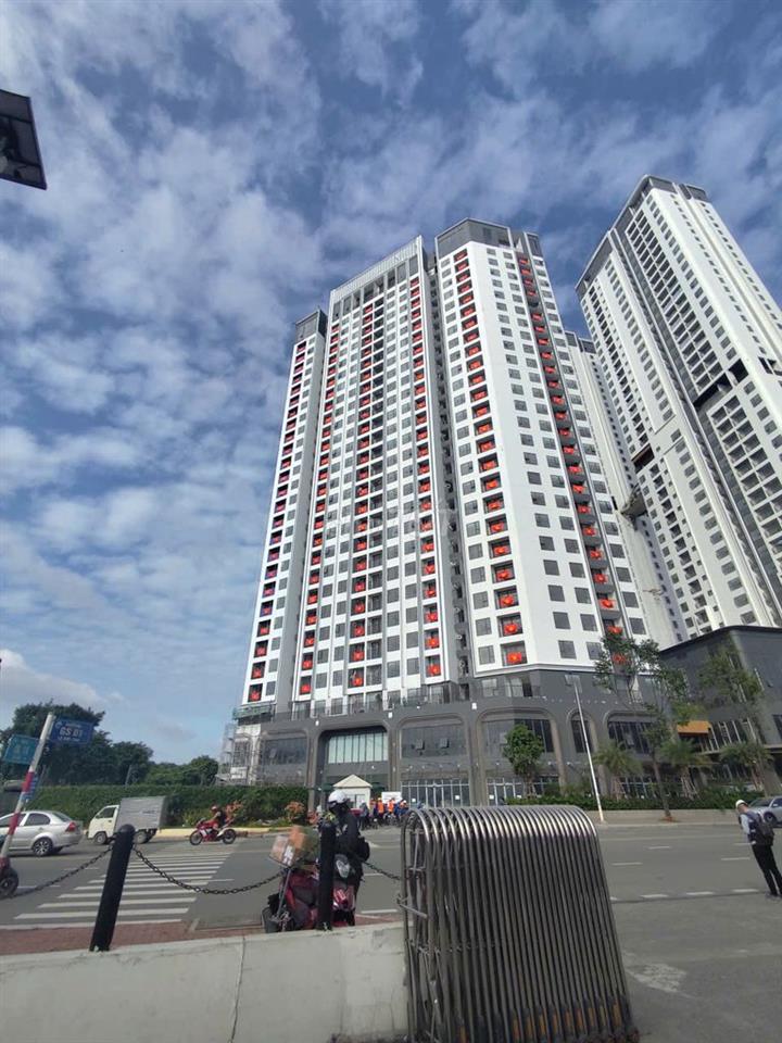Bán căn 1PN+ 50m2 giá 2,75 tỷ full phí full nội thất CC Green Skyline
