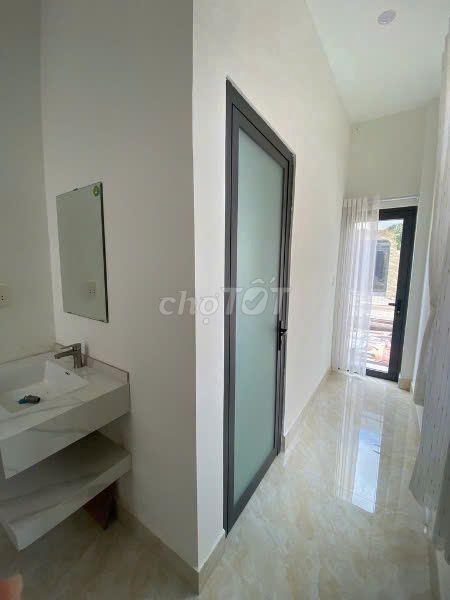 nhà đẹp 2 tỷ 7 cần bán gần chợ bà tri, p.Tân Hiệp, bình dương
