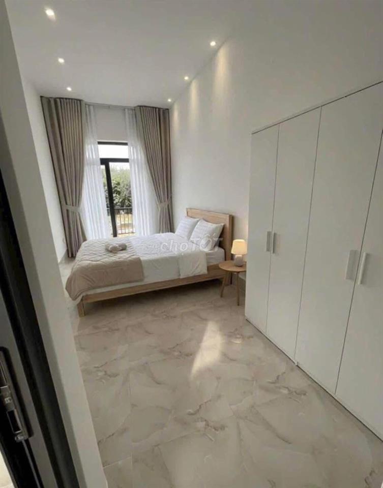 Cần bán nhà 1 trệt 1 lầu ngay chợ Tân Hiệp, Tân Uyên