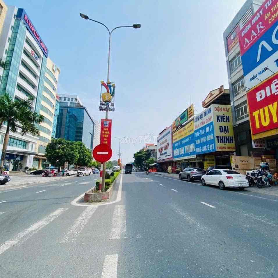 Cho thuê nhà 6 tầng