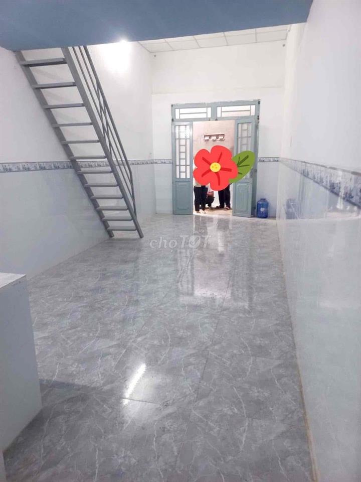 🟩🟩🟩🟩🟩🟩Giá Thuê:4.5 Triệu/Tháng  🏠🏠Cho Thuê Nhà Hẻm 994 Huỳnh Tấn🟩🟩🟩🟩