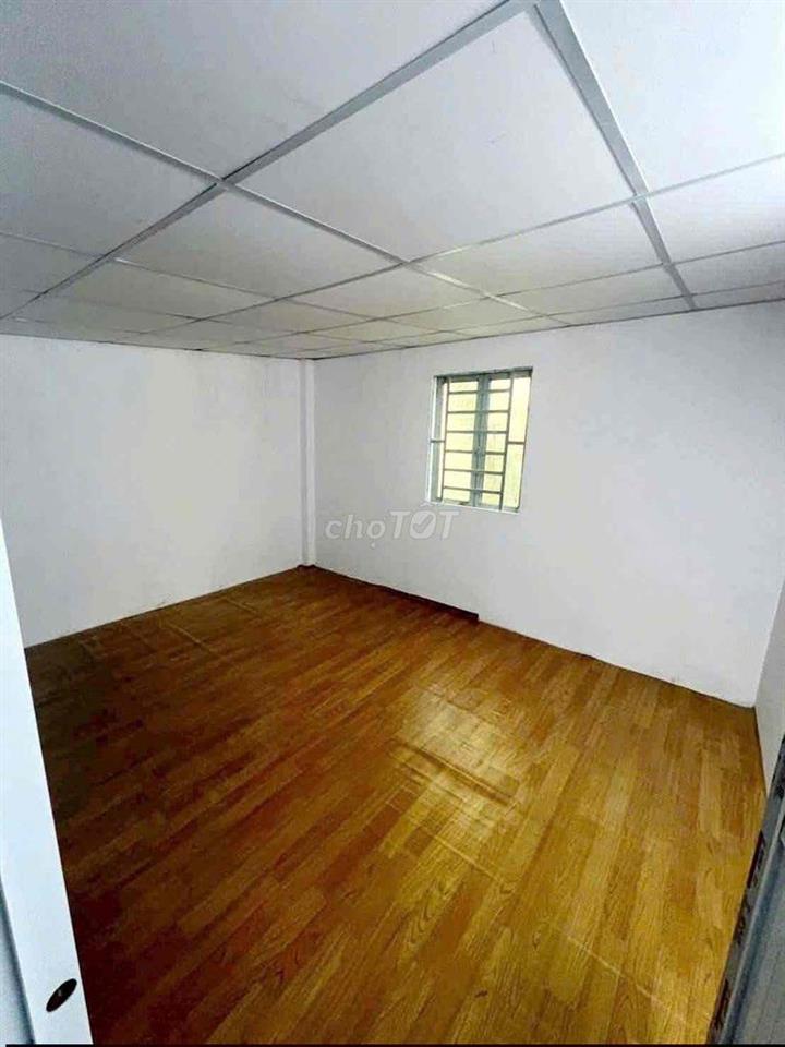 🟩🟩🟩🟩🟩🟩Giá Thuê:4.5 Triệu/Tháng  🏠🏠Cho Thuê Nhà Hẻm 994 Huỳnh Tấn🟩🟩🟩🟩