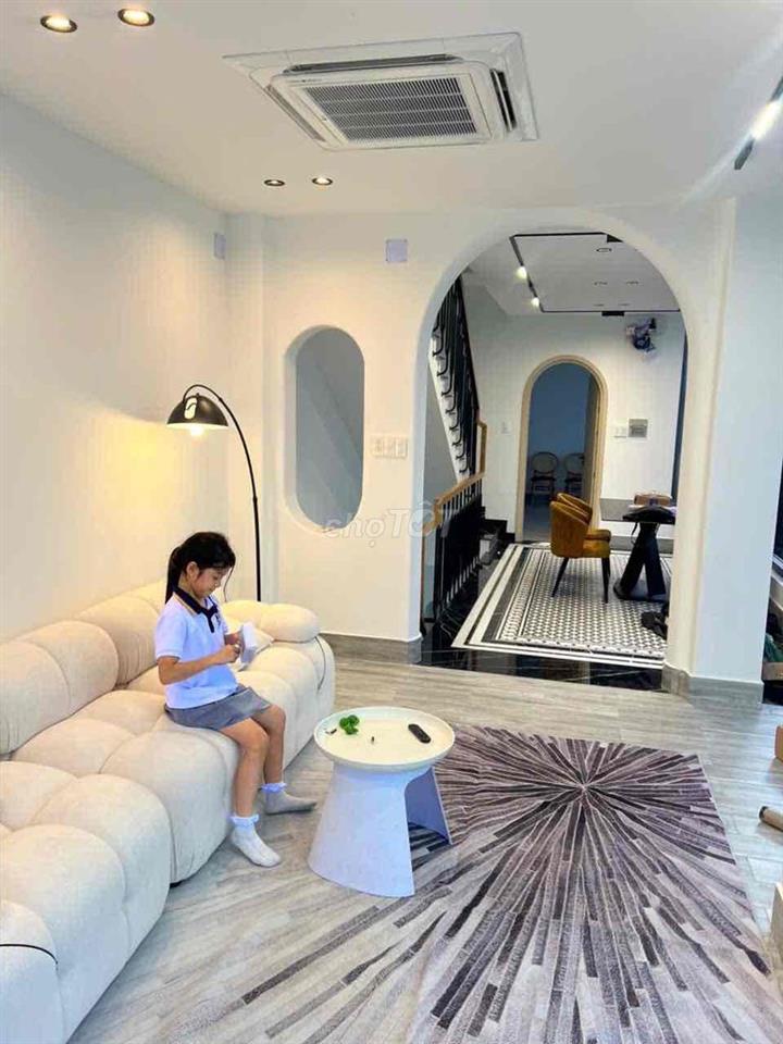 Villa Building Luxury 2MT- Biệt thự full Kính Tân Phú