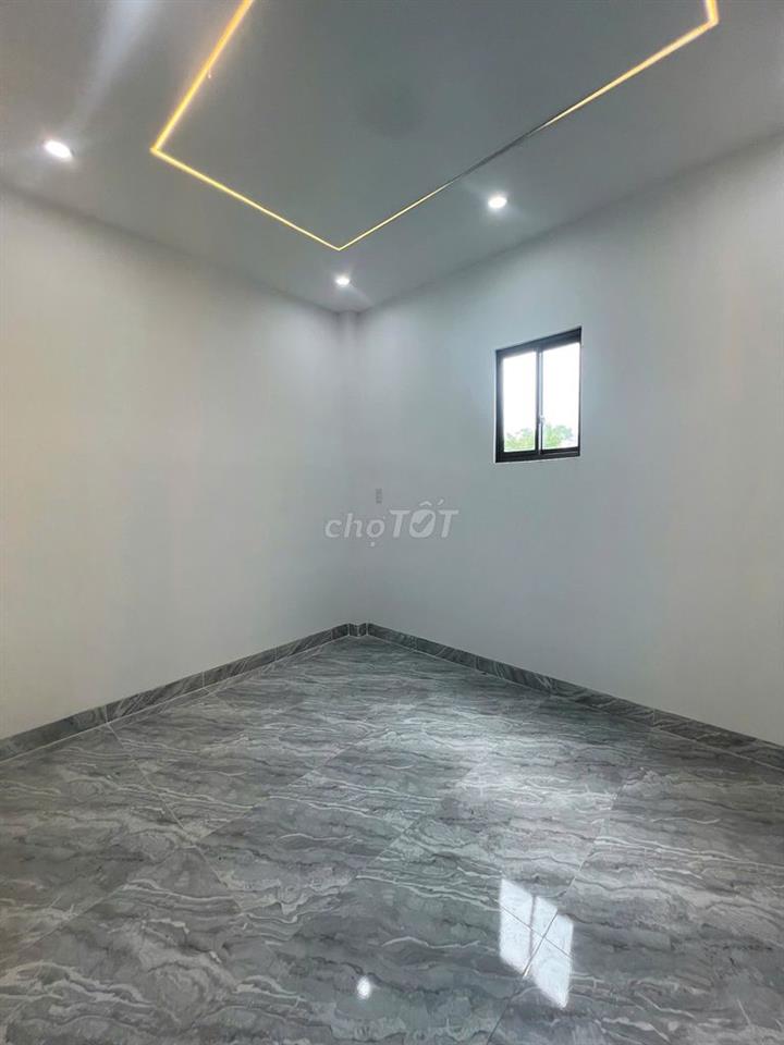Nhà mới chính chủ 1T1L, 4x13,3pn, 930tr ngã 3 Mỹ hạnh, gần KCN Xuyên Á