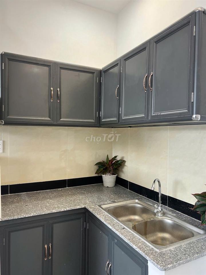 Nhà mới chính chủ 1T1L, 4x13,3pn, 930tr ngã 3 Mỹ hạnh, gần KCN Xuyên Á