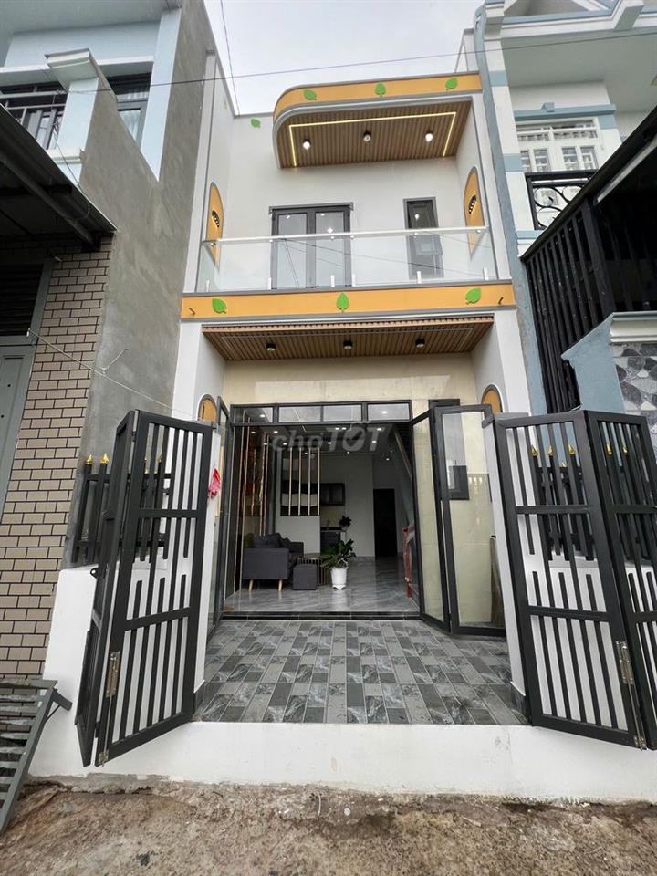 Nhà mới chính chủ 1T1L, 4x13,3pn, 930tr ngã 3 Mỹ hạnh, gần KCN Xuyên Á