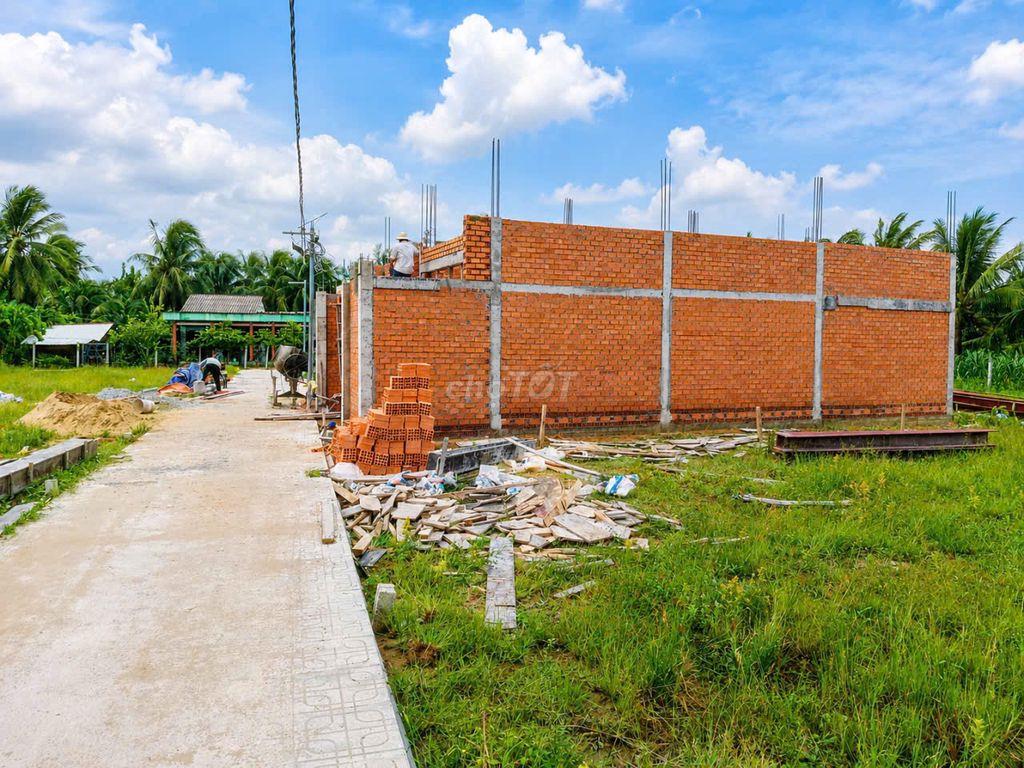 Đất Mỹ Tho Gần AEON Mall-Kế Quảng Trường-2 Mặt Tiền Ô Tô - Full Thổ Cư