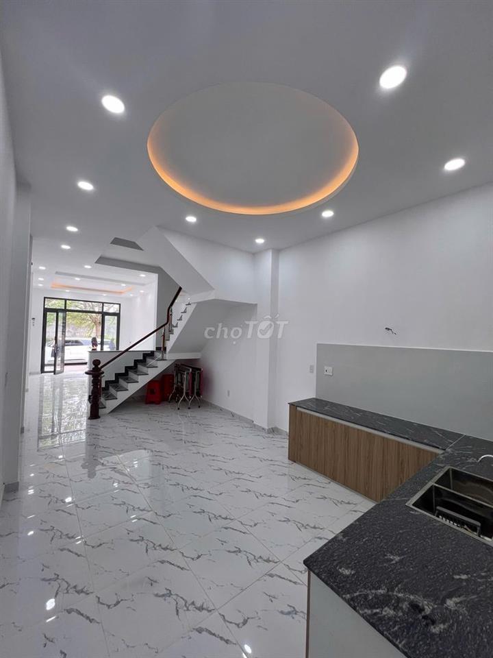 CHÍNH CHỦ BÁN NHÀ 2 LẦU GIÁ CHỈ 2 TỶ 6 - CHỢ RẠCH KIẾN - SỔ HỒNG RIÊNG