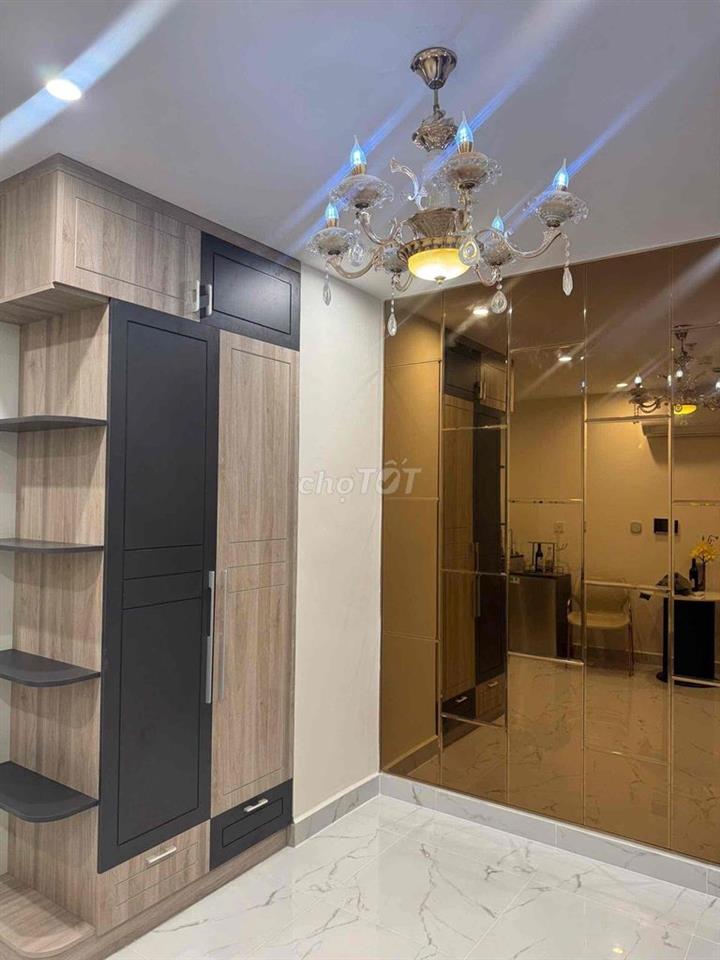 cần tìm 2 nam ở ghép VinHomes quận 9