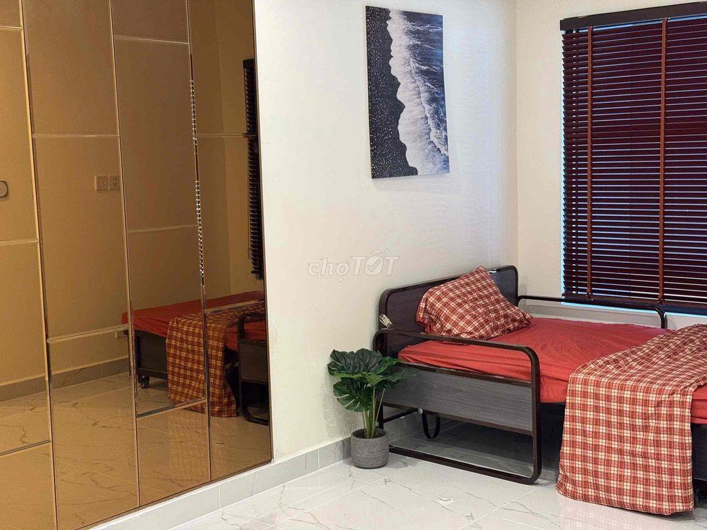 cần tìm 2 nam ở ghép VinHomes quận 9