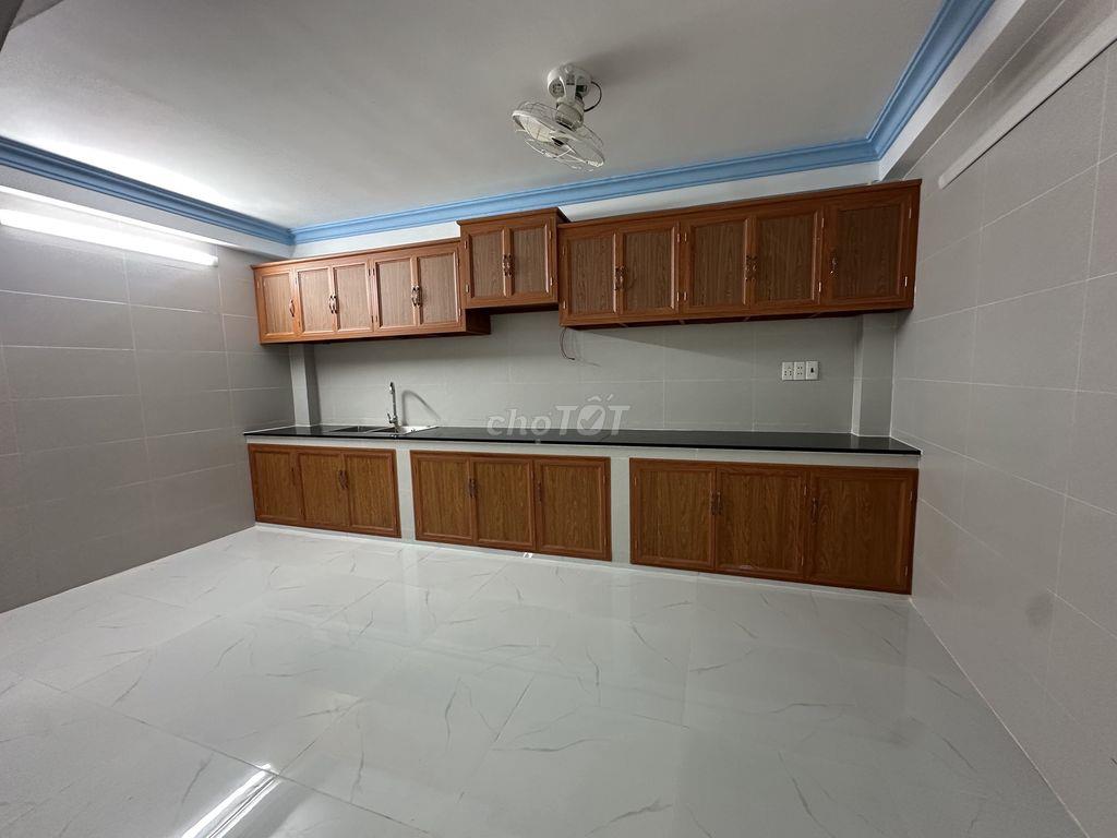 Nhà mới 100% chính chu