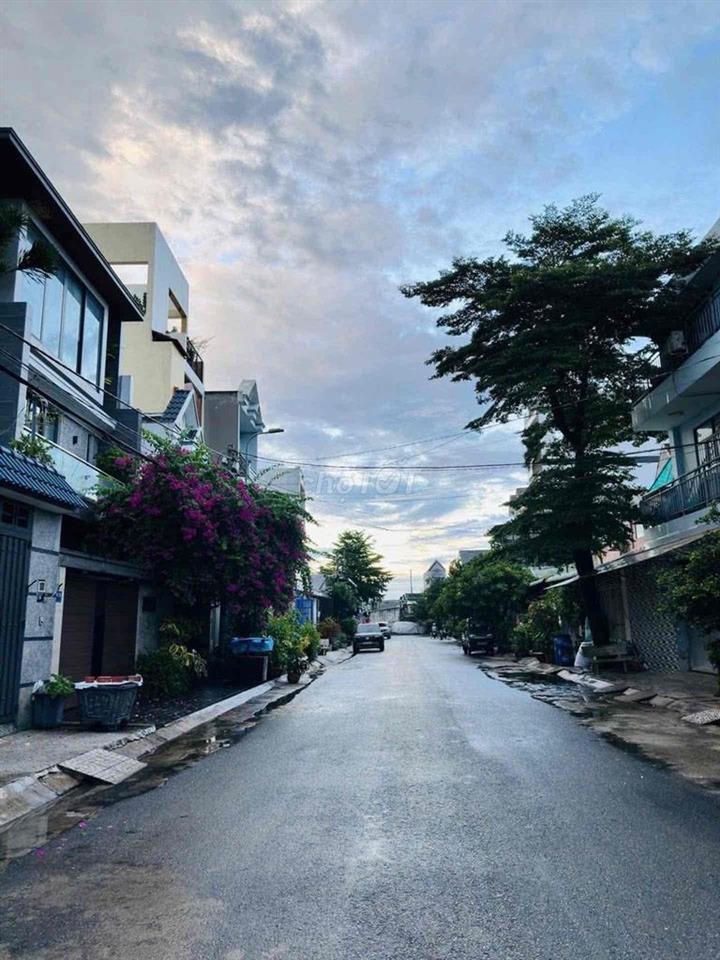 Lô đẹp hxh 💥 6,5 TỶ – 120M² – NHÀ 4 PHÒNG ĐANG CHO THUÊ – HÓC MÔN