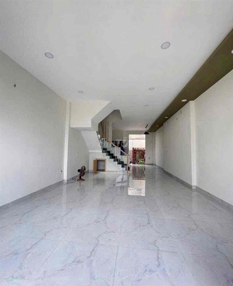 NHÀ ĐẸP - GIÁ TỐT - GẦN TRƯỜNG NGUYỄN HỮU TIẾN