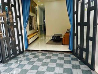CHỈ 2Đ HƠN - NHÀ FULL NỘI THẤT - SÁT CHỢ HÓC MÔN, TRƯỜNG CẤP 3 LTK