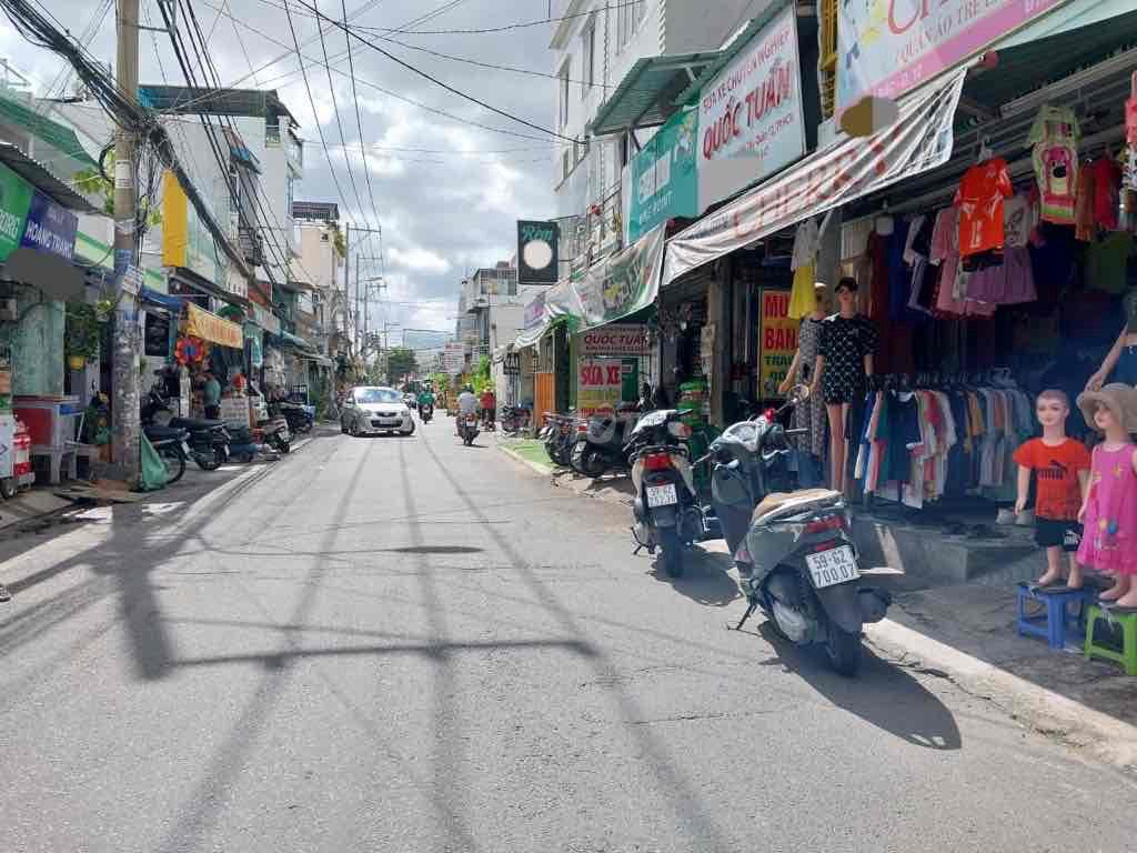 !!!MẶT TIỀN CHỢ - Q12 - 4TY HƠN!!!