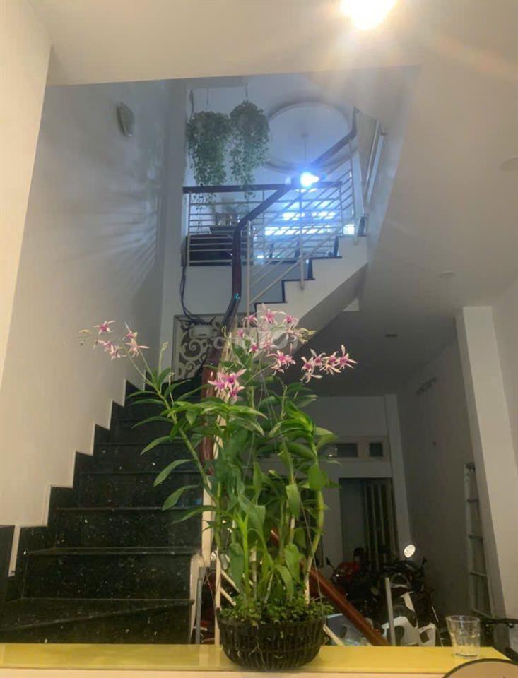 NHÀ ĐƯỜNG LỚN, chợ Phạm Thế Hiển - 8,7 TỶ