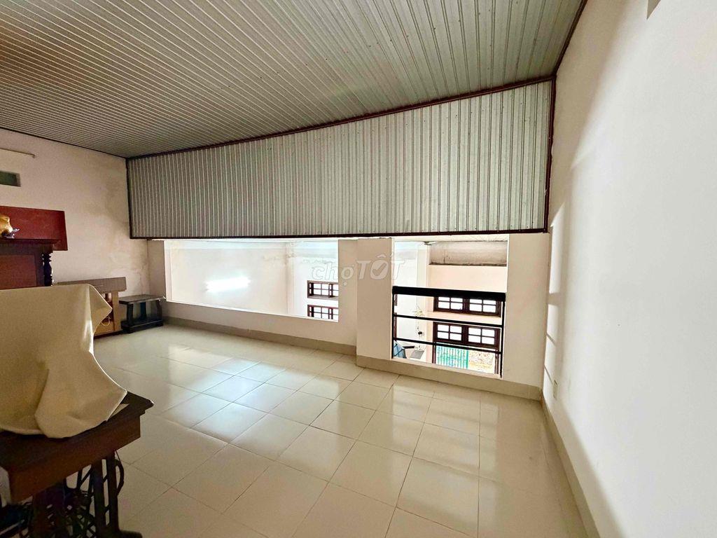 NHÀ HẺM 49 TRƯƠNG ĐĂNG QUẾ NỘI THẤT CƠ BẢN