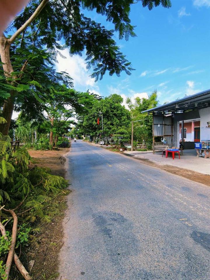 mặt tiền HL51 8m x 92m có thổ cư 9chủ sổ sẳn 