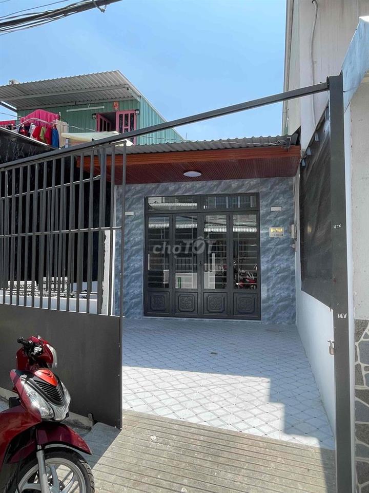nhà 120m, 1,82tỷ sát cầu ông Thìn vincom Hưng Long