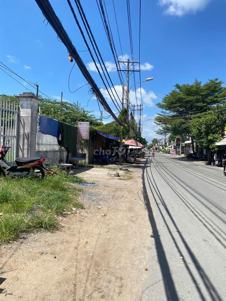mặt bằng 600m kinh doanh cực đẹp, gần chợ, khu dân cư